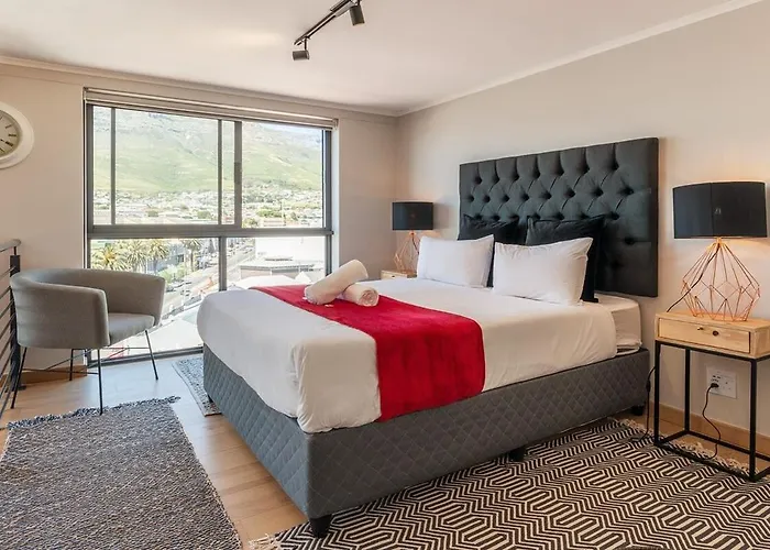 Penthouse 2 Bedroom - Biscuit Mill- Apartment