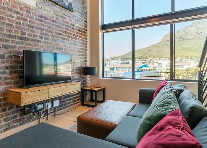 Penthouse 2 Bedroom - Biscuit Mill- Apartment