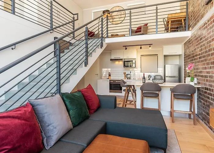 Penthouse 2 Bedroom - Biscuit Mill- Apartment