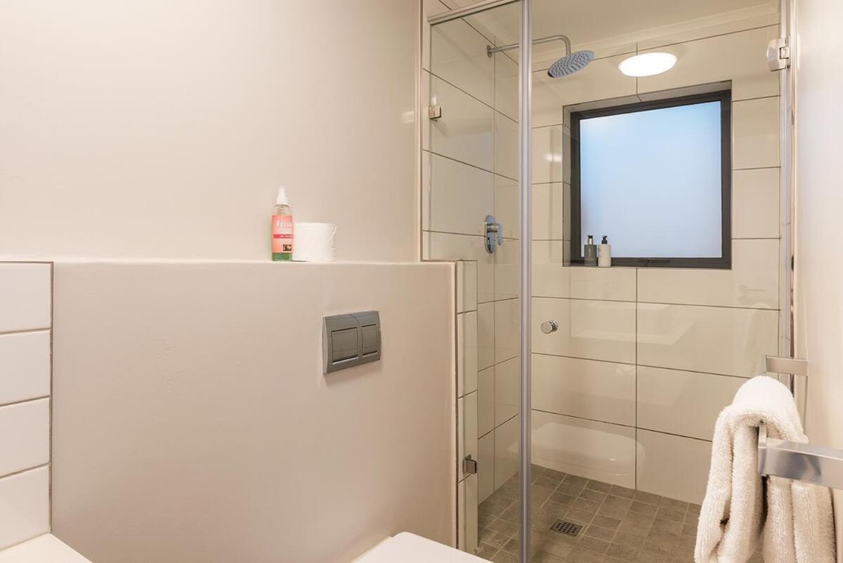 Apartment Penthouse 2 Bedroom - Biscuit Mill-