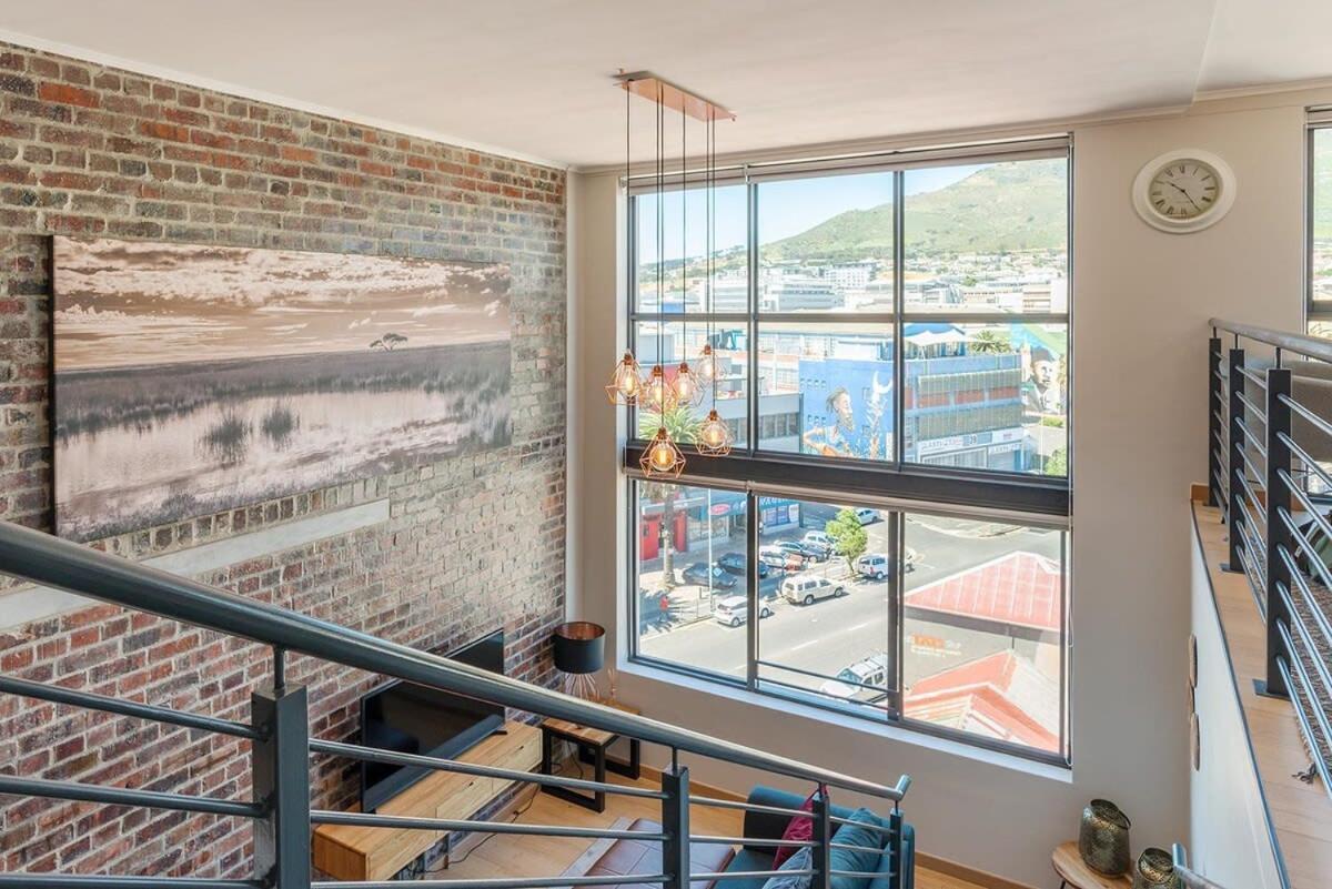 Penthouse 2 Bedroom - Biscuit Mill- Apartment *